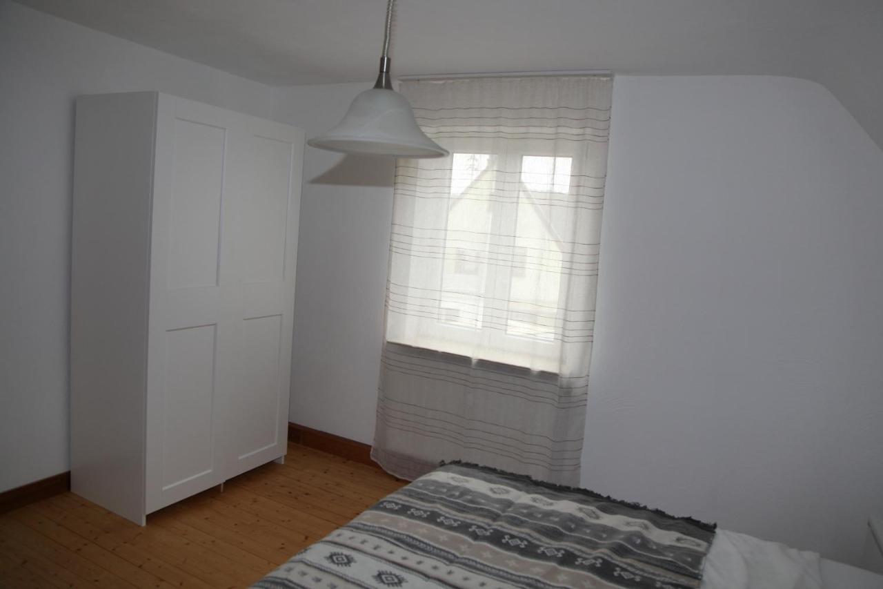 Unnerm Keeshawwe Apartment Gossersweiler-Stein Exterior foto